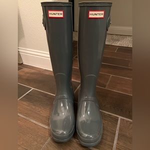 BRAND NEW Tall Hunter Rainboots